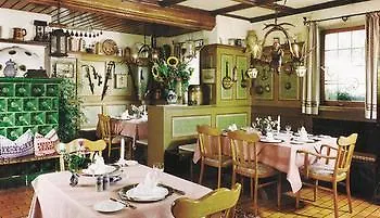 Land-gut-hotel Gelber Lowe 3*